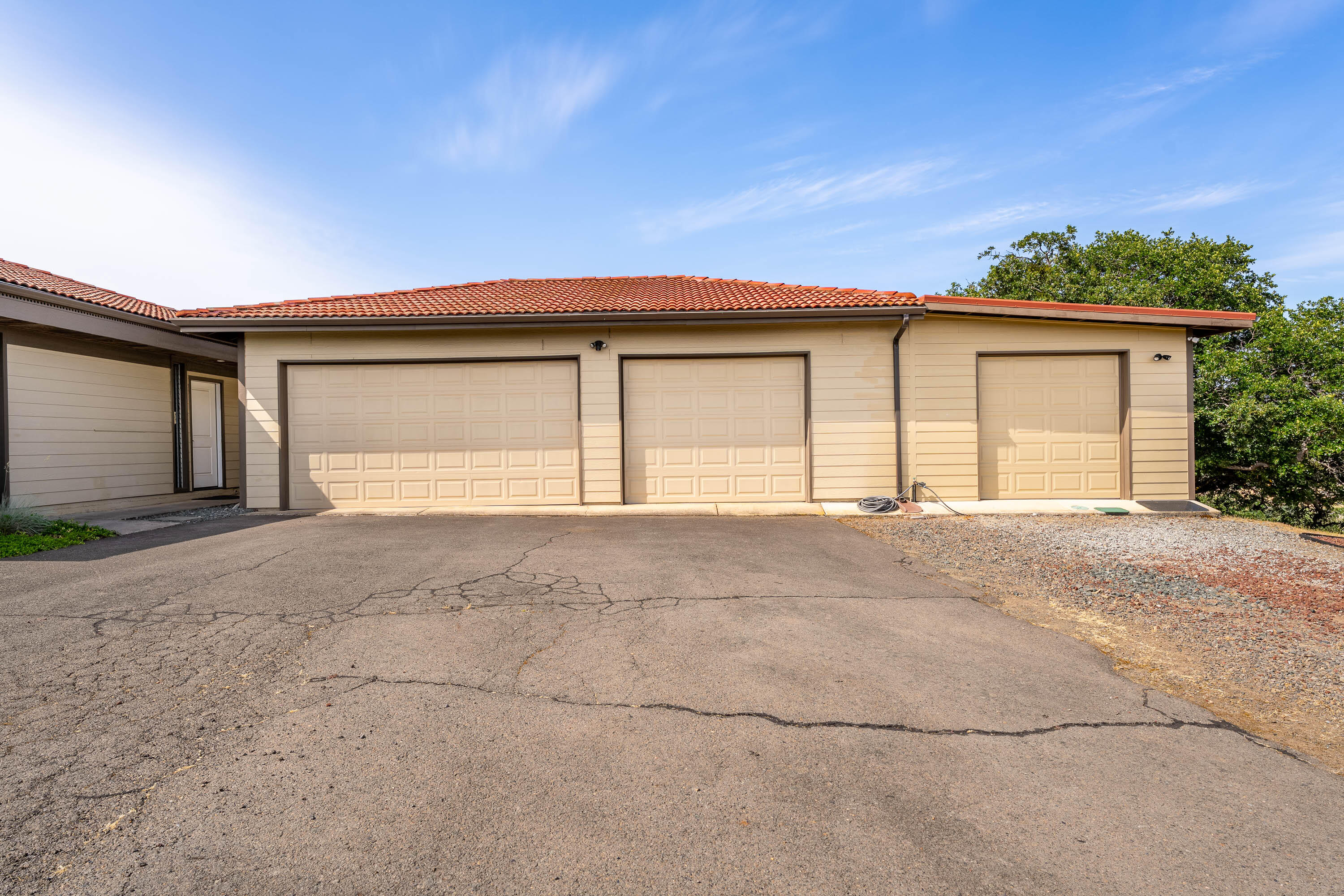 6048 Tolo Road Central Point, OR 97502 - Photo 54 of 61 EXT (4 of 23)