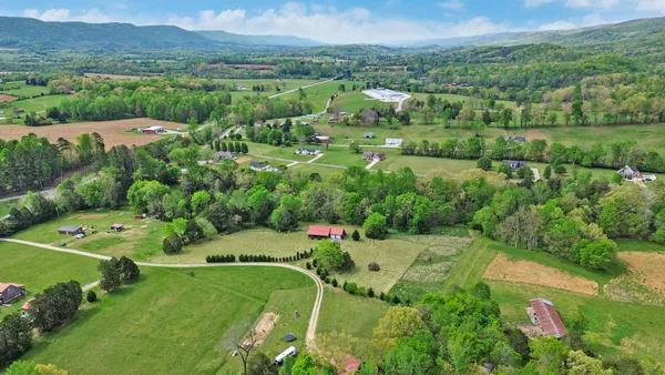 $439,000 | 137 Whirlwind Lane, Pikeville, TN 37367