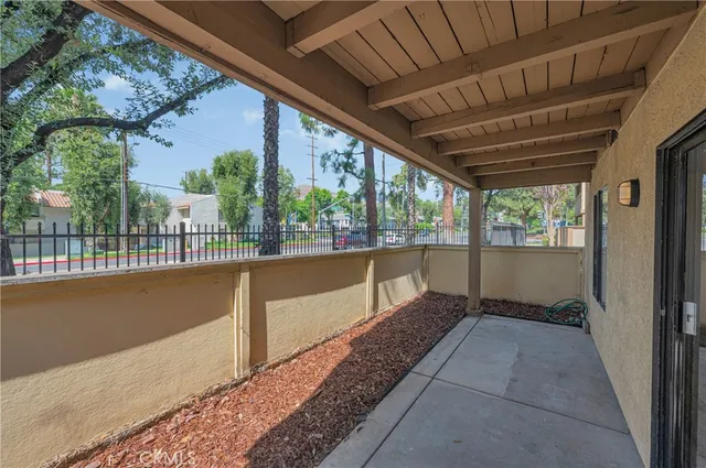 $1,900 | 1110 West Blaine Street, Unit 102, Riverside, CA 92507