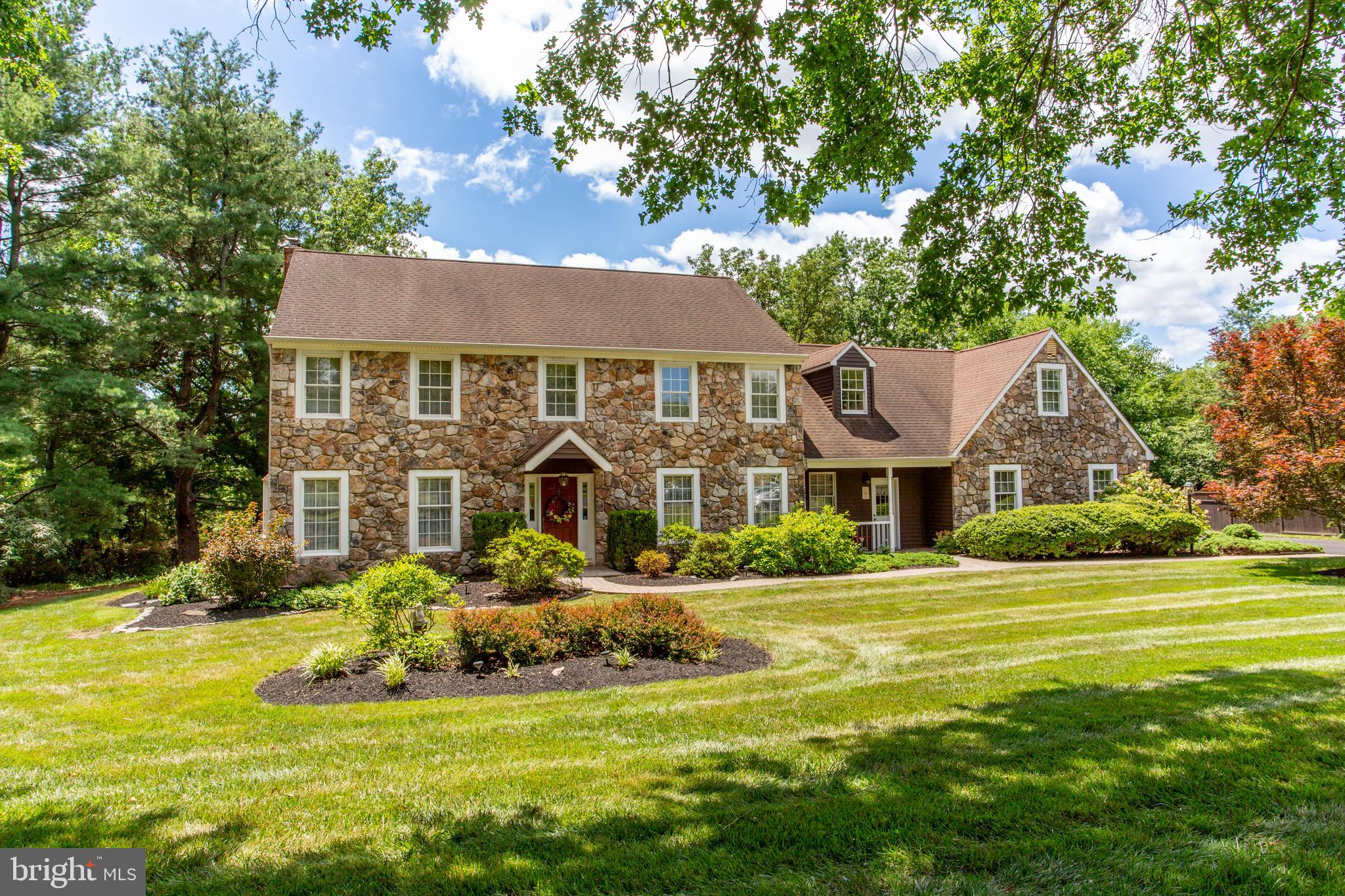 950 Camelot Road Furlong, PA 18925 - Photo 3 of 106