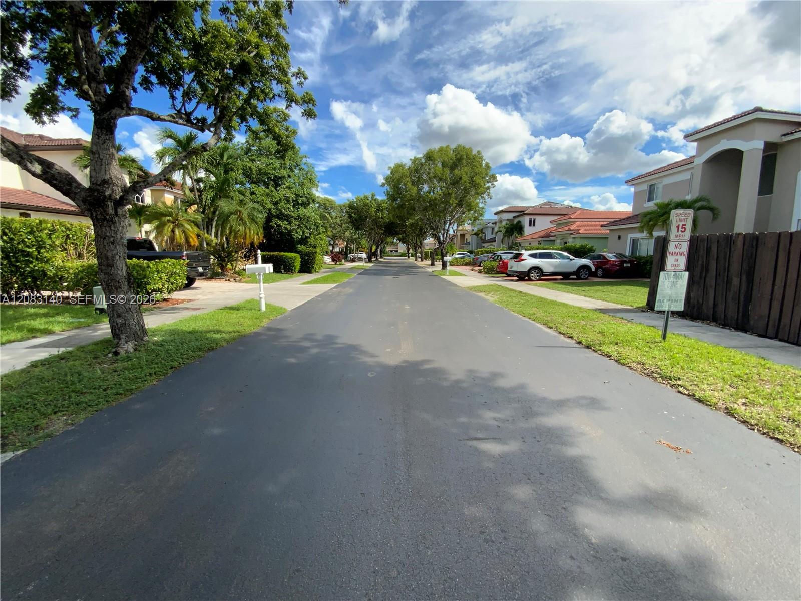 6528 Southwest 158th Pass Miami, FL 33193 - Photo 19 of 33 Gallery Image 19