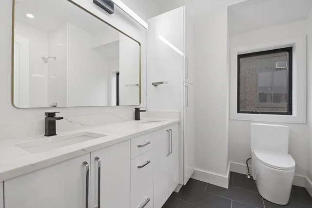 a close view of a bathtub in bathroom