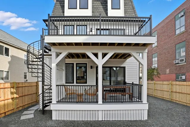 a picture of a bench in a cabinet