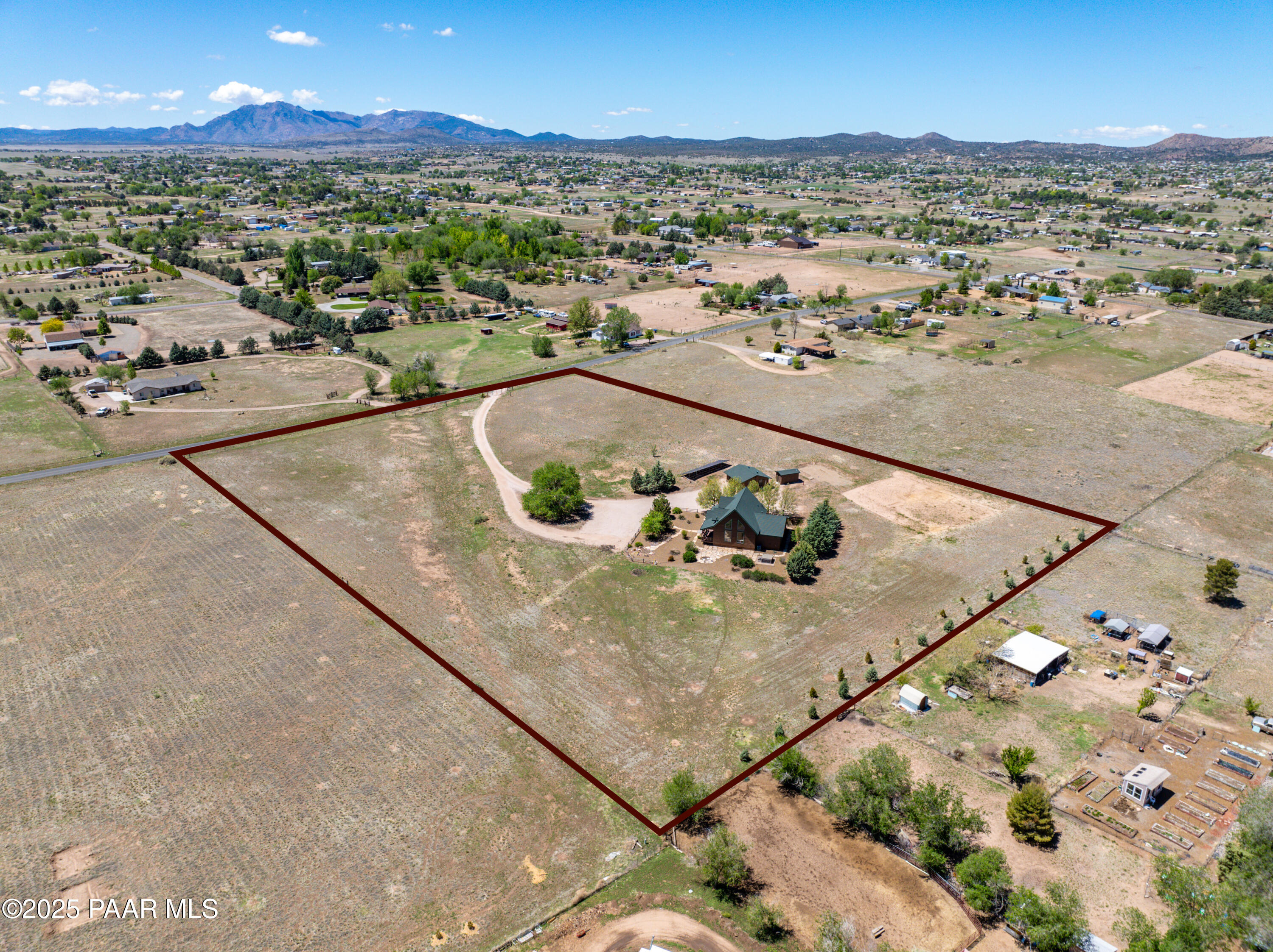 1740 West Bumblebee Road Chino Valley, AZ 86323 - Photo 36 of 44 a view of a terrace with a outdoor space