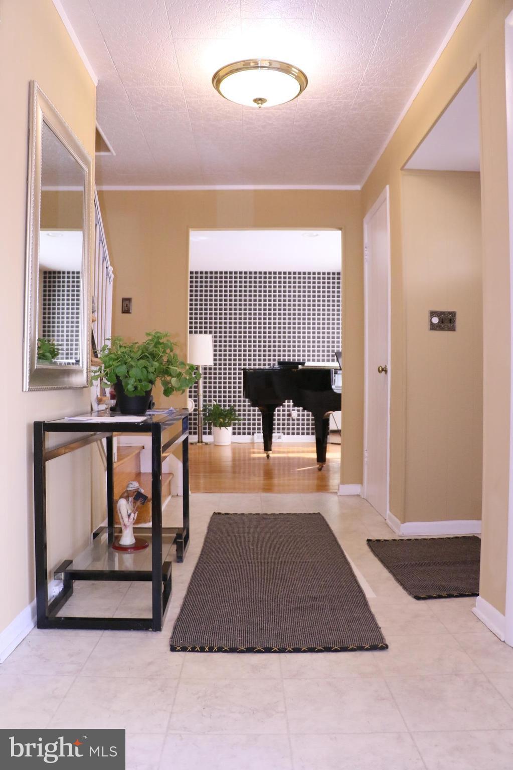 9806 Mendoza Road Randallstown, MD 21133 - Photo 2 of 26 Entry Way