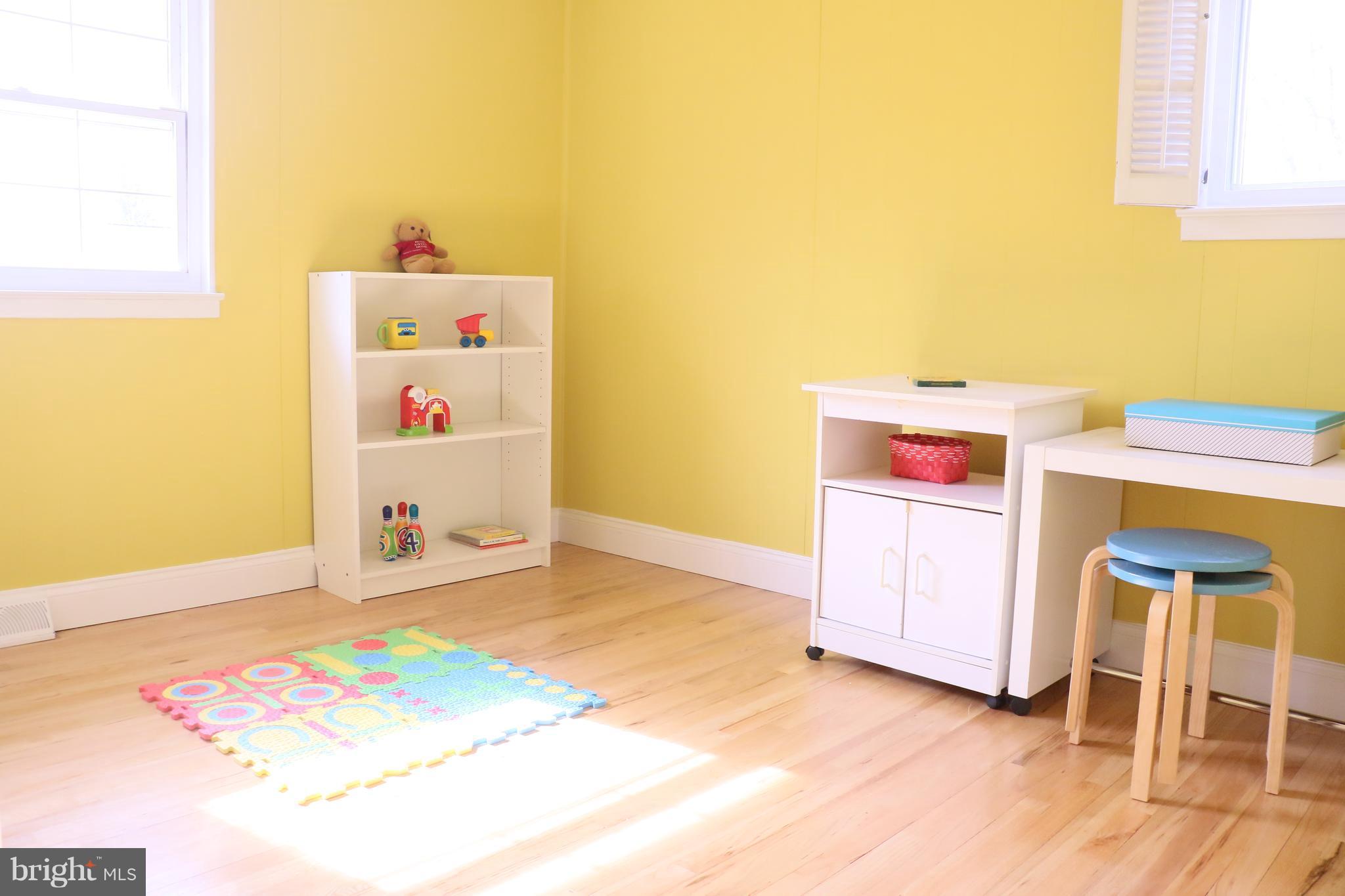 9806 Mendoza Road Randallstown, MD 21133 - Photo 15 of 26 Bedroom 4