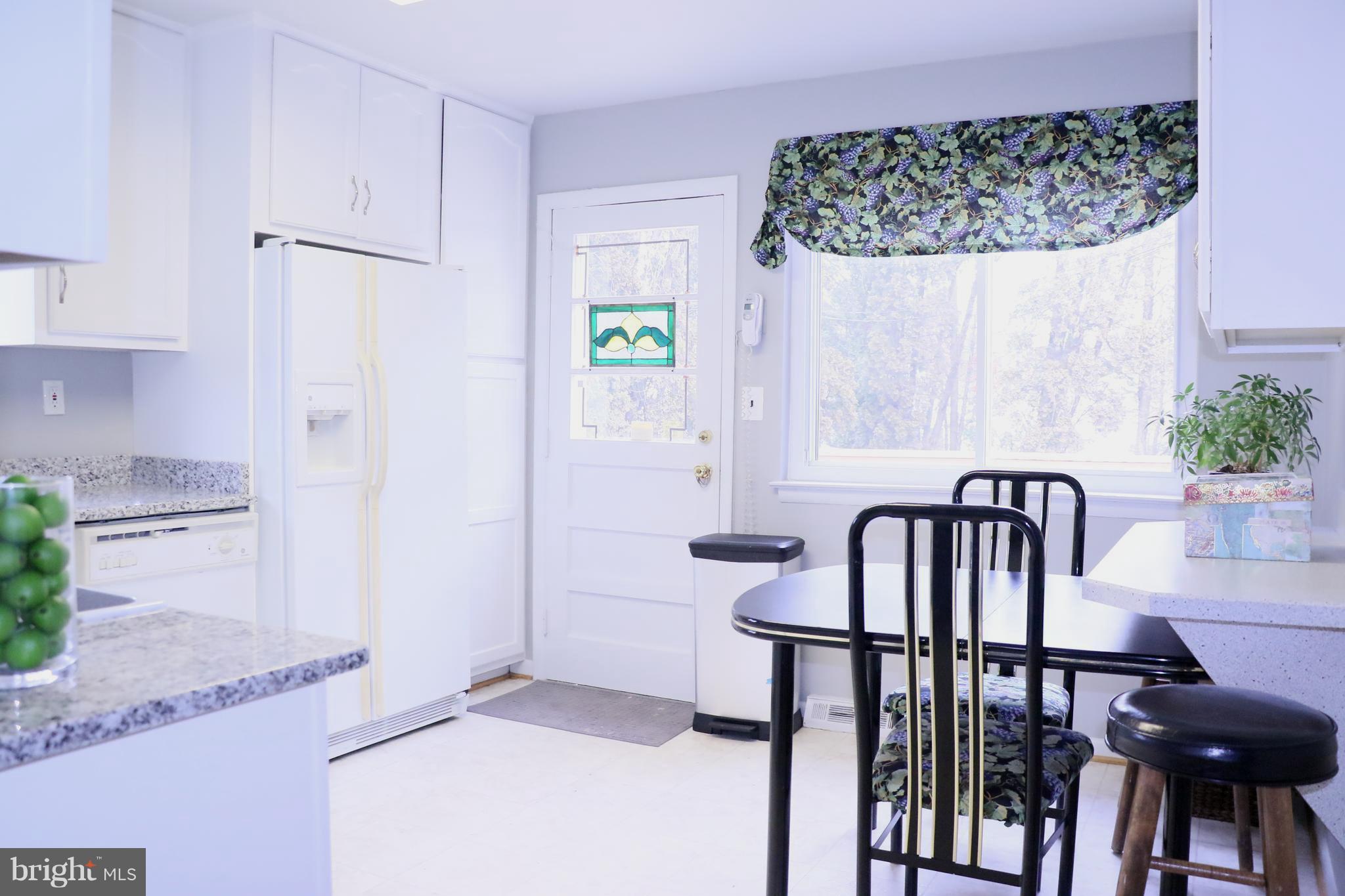 9806 Mendoza Road Randallstown, MD 21133 - Photo 4 of 26 Kitchen