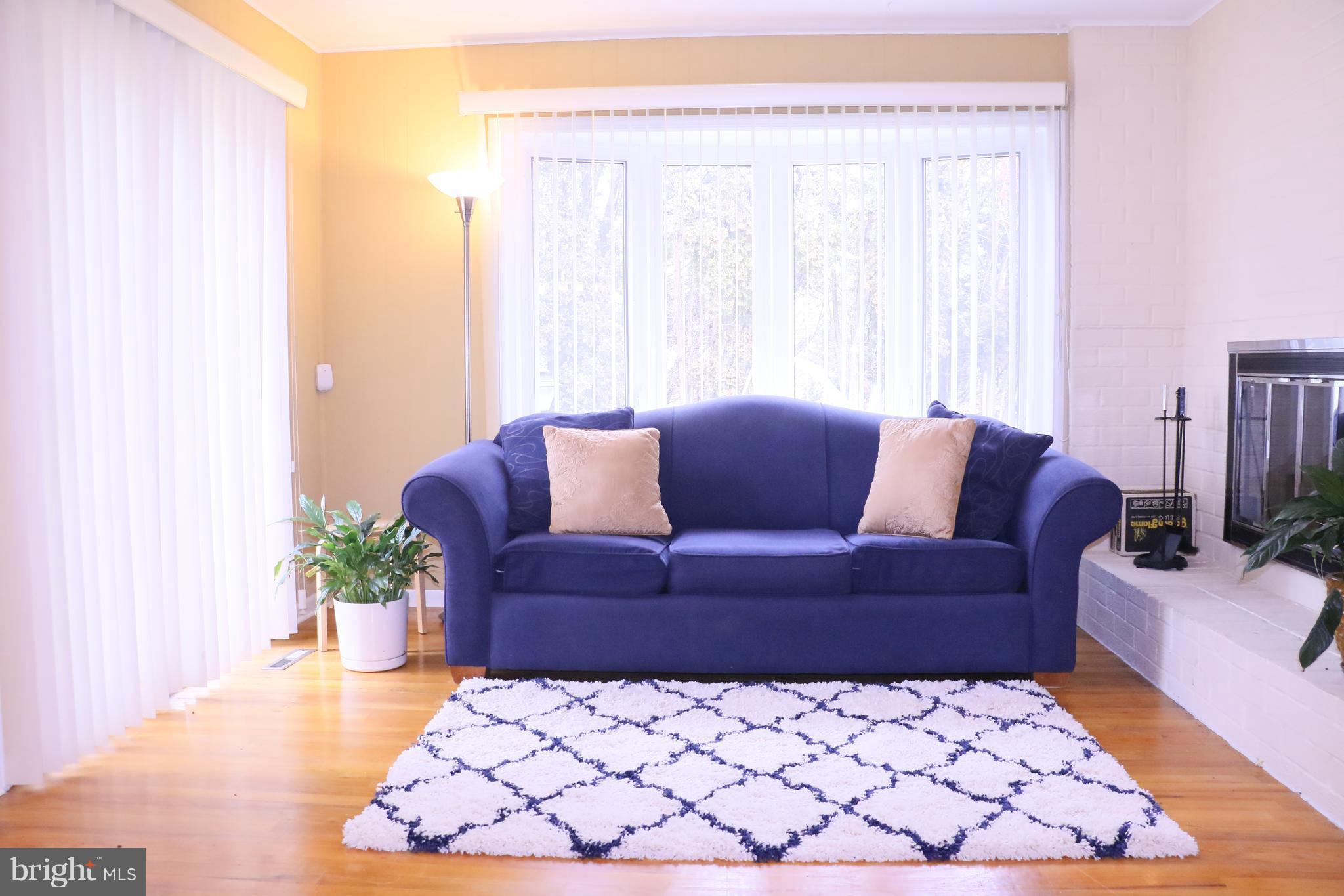 9806 Mendoza Road Randallstown, MD 21133 - Photo 8 of 26 Family Room