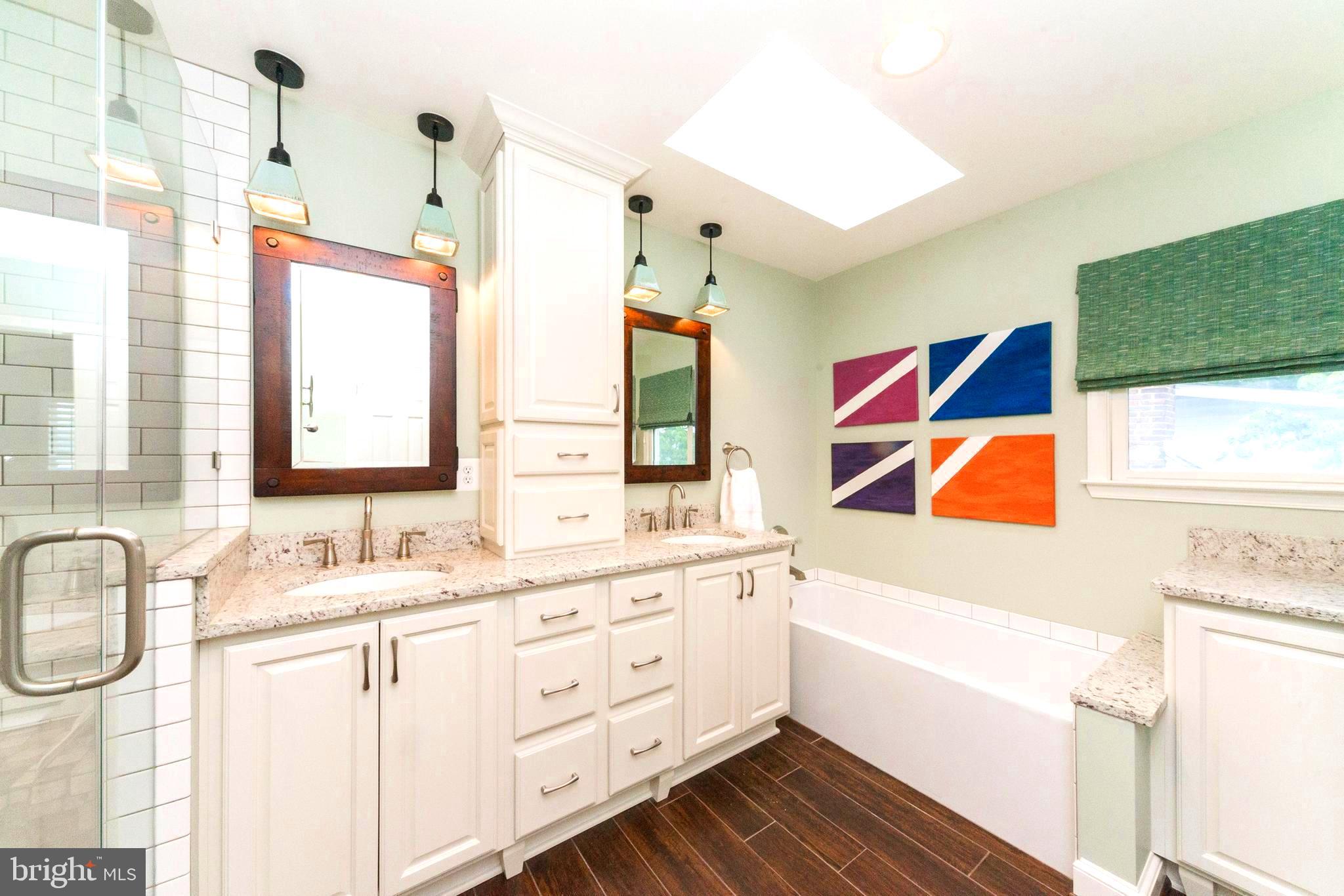 38 Shorewalk Road Riva, MD 21140 - Photo 15 of 40 Primary Bathroom with Tub