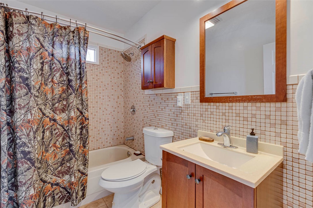 203 Snead Lane Westminster, SC 29693 - Photo 17 of 45 Full bath