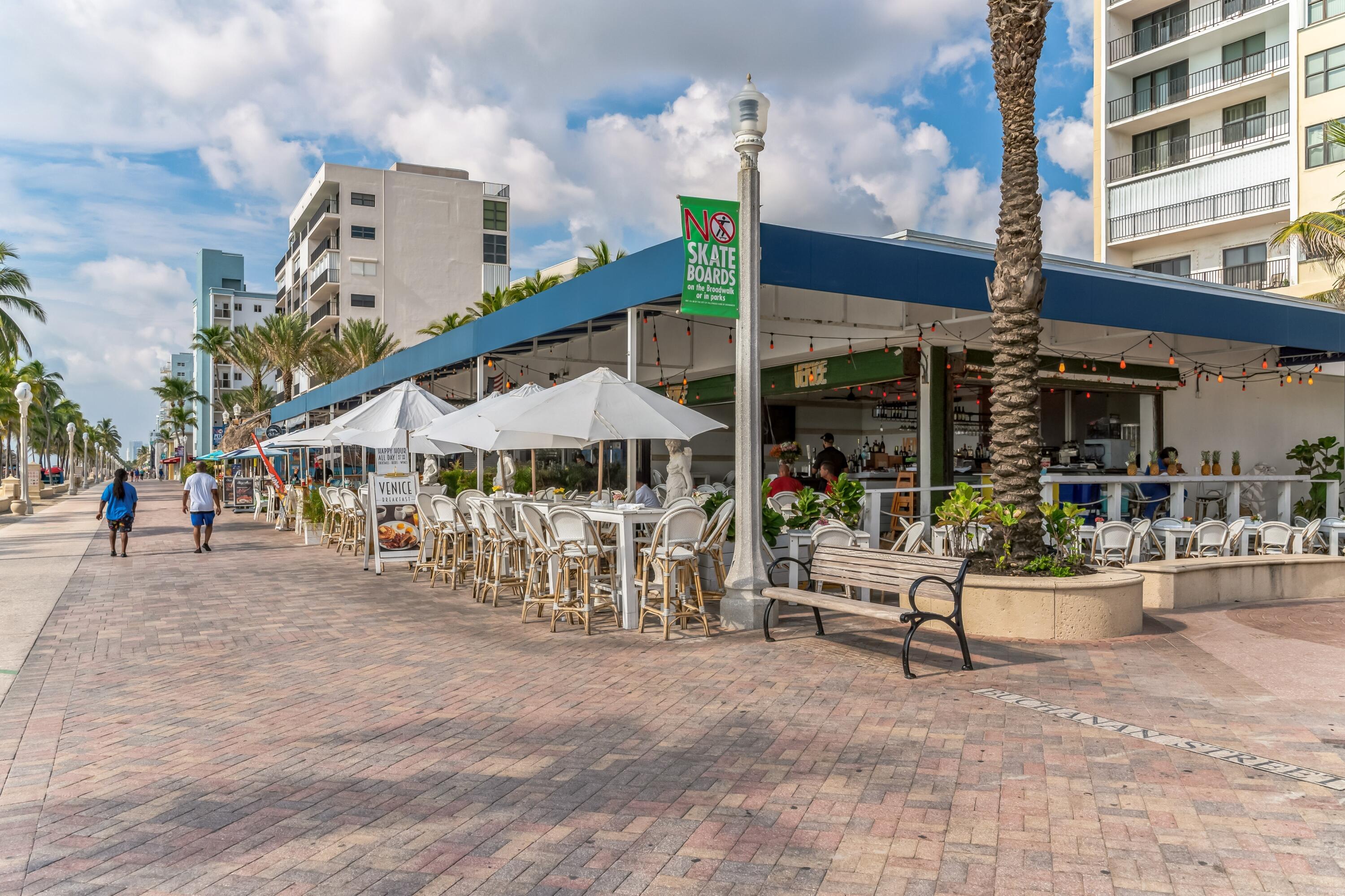 324 Indiana Street, Unit 3 Hollywood, FL 33019 - Photo 11 of 29 f3fb90fb4852b0802fbac8c07df42652