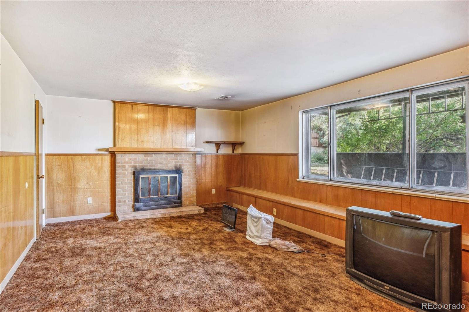 8233 Adams Way Denver, CO 80221 - Photo 13 of 21