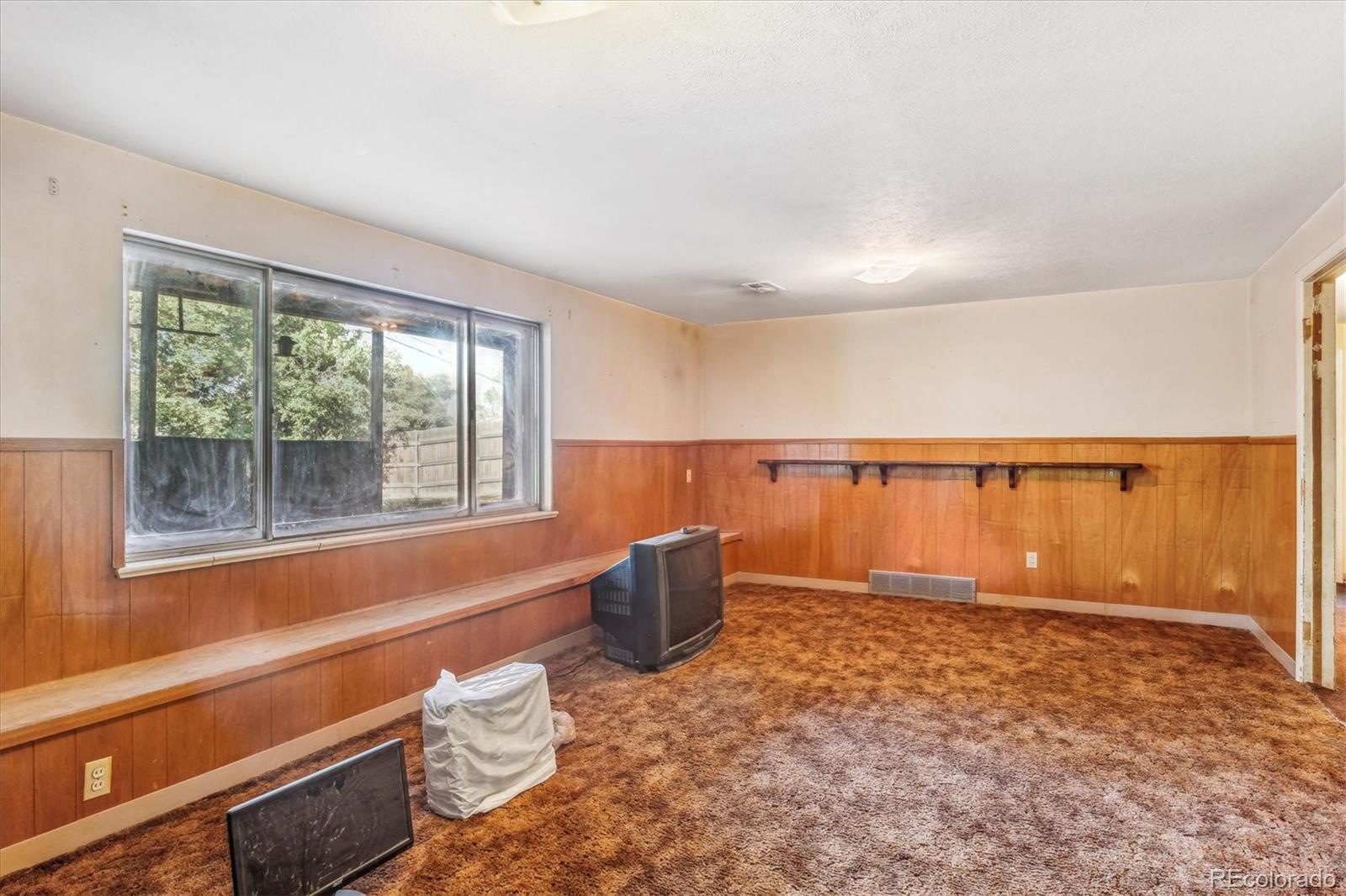 8233 Adams Way Denver, CO 80221 - Photo 14 of 21