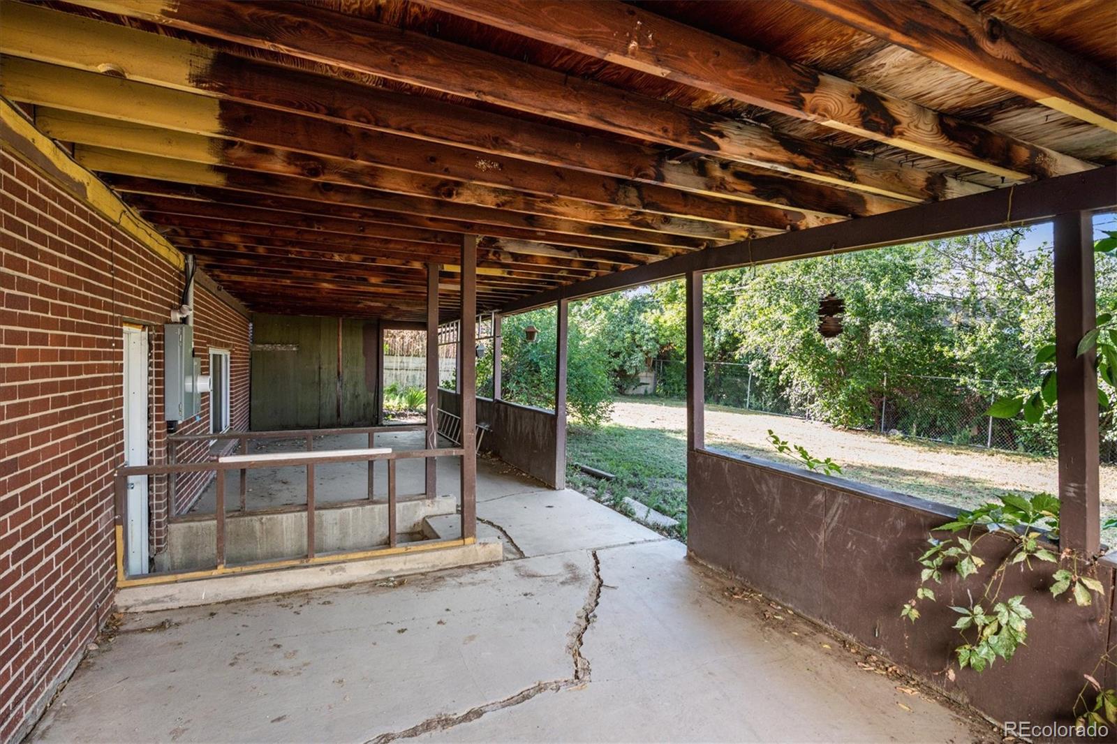 8233 Adams Way Denver, CO 80221 - Photo 17 of 21