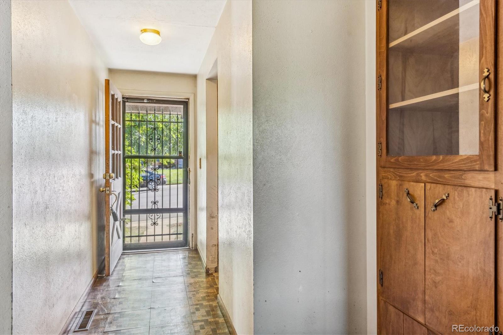 8233 Adams Way Denver, CO 80221 - Photo 5 of 21