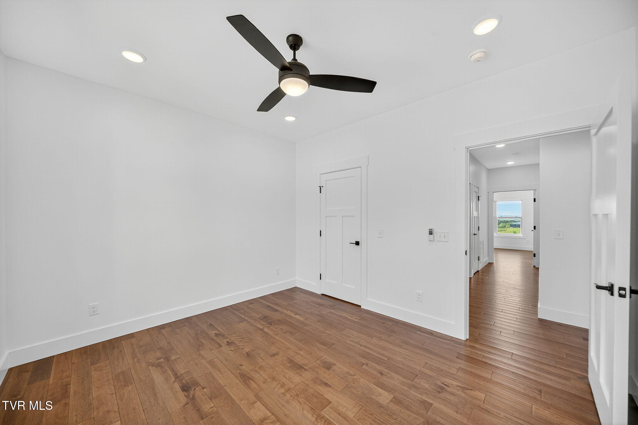 15 Browns Bridge Road Greeneville, TN 37745 - Photo 28 of 75 25