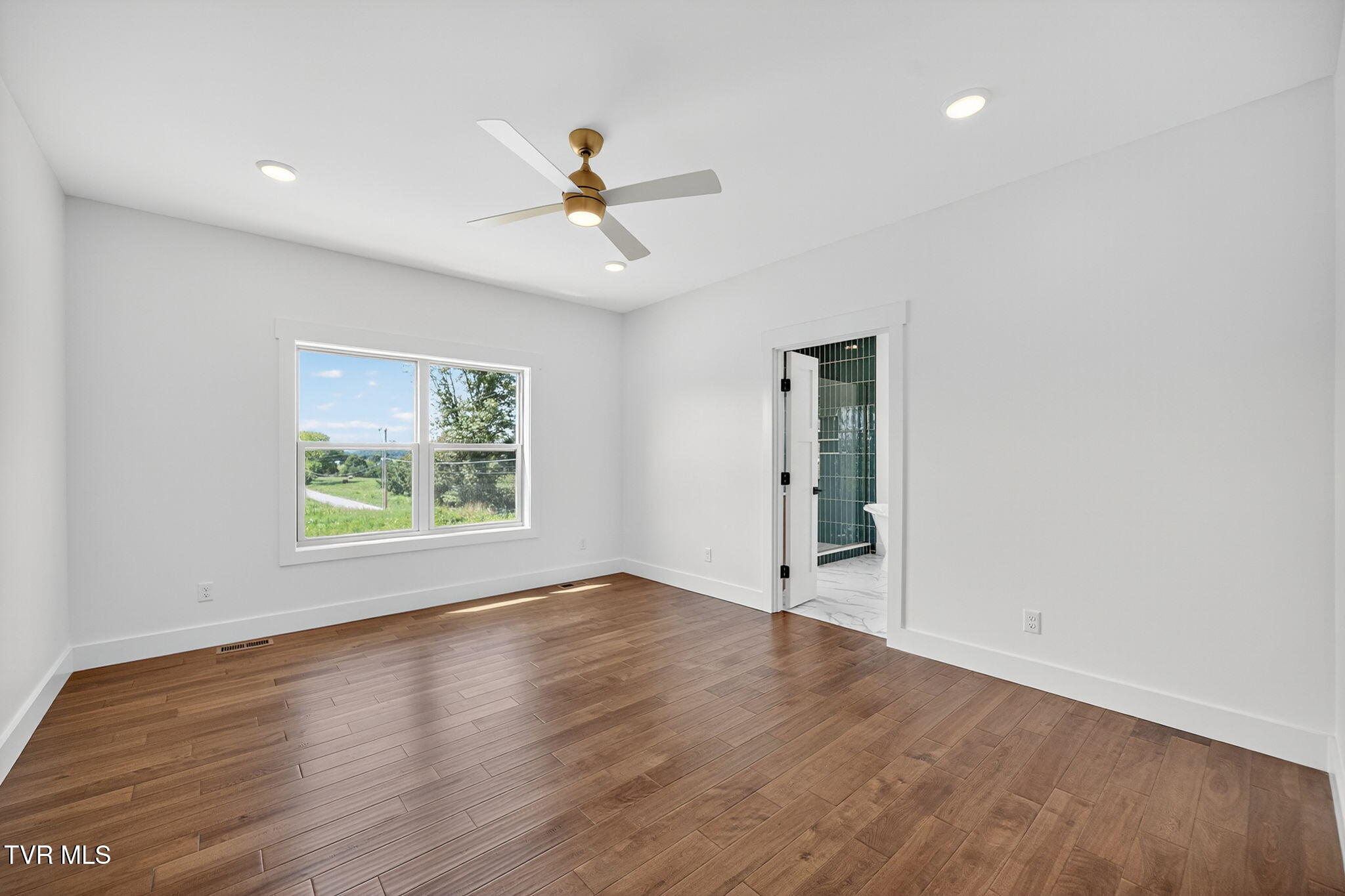 15 Browns Bridge Road Greeneville, TN 37745 - Photo 38 of 75 34
