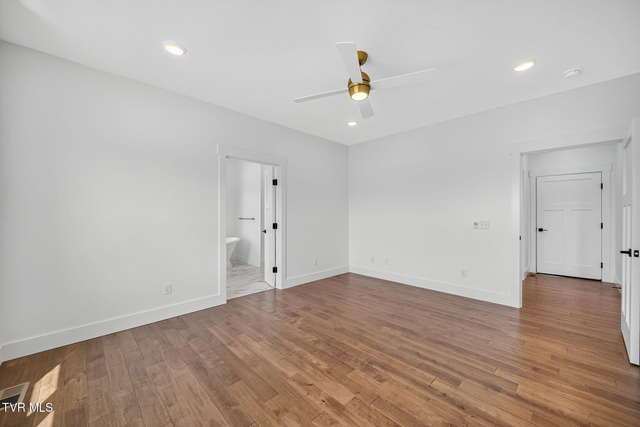 15 Browns Bridge Road Greeneville, TN 37745 - Photo 40 of 75 35