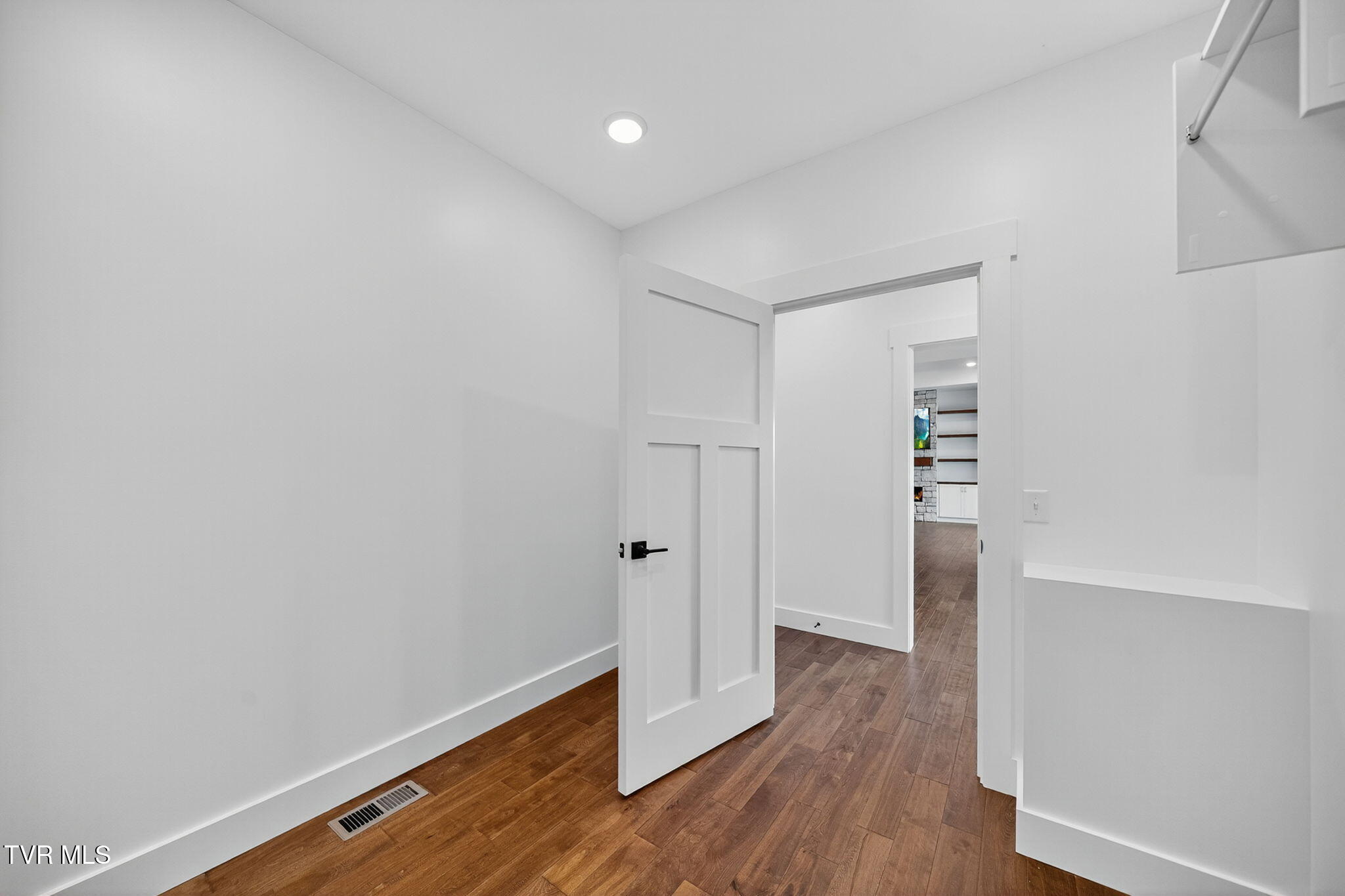 15 Browns Bridge Road Greeneville, TN 37745 - Photo 54 of 75 48
