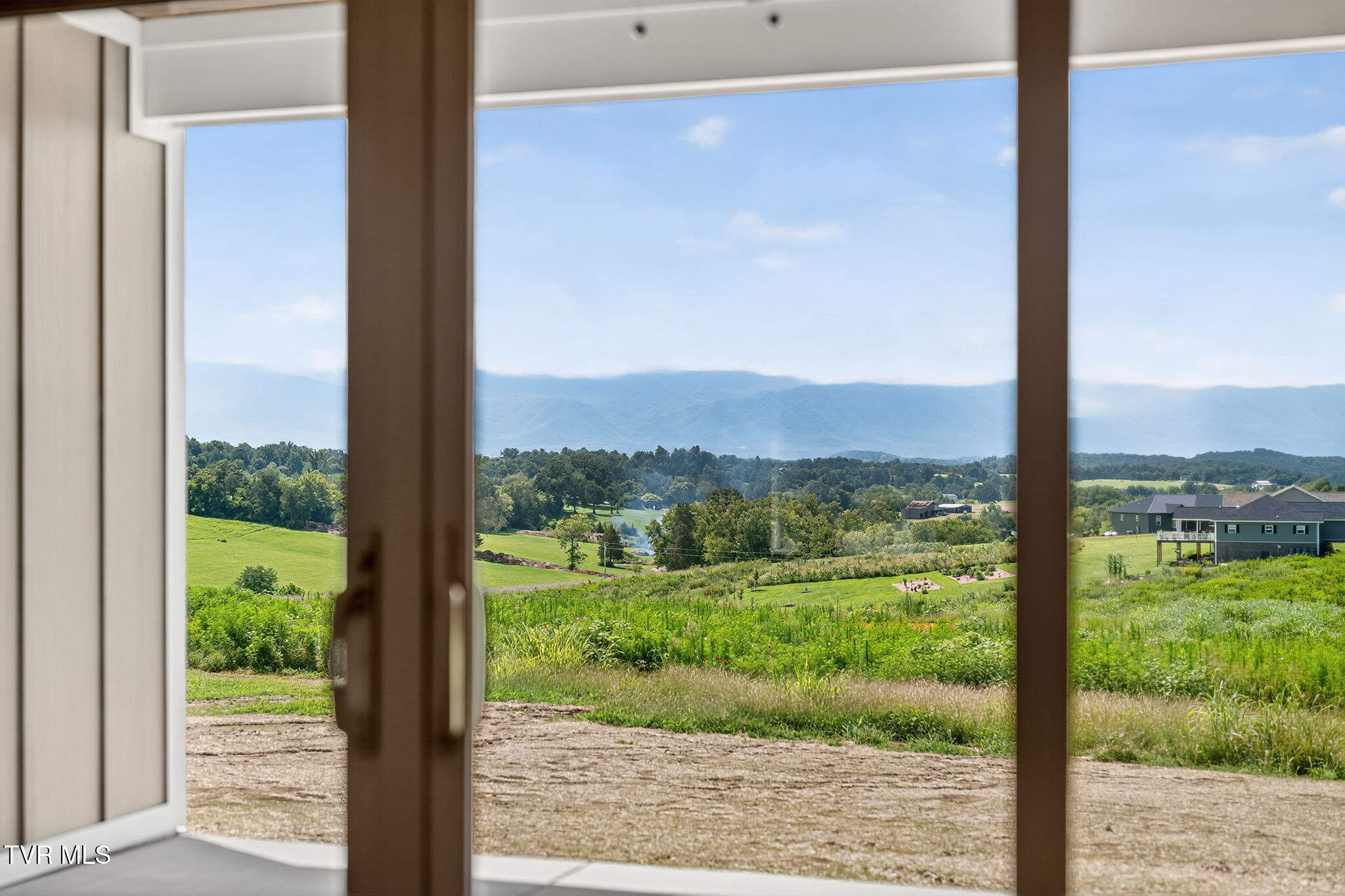 15 Browns Bridge Road Greeneville, TN 37745 - Photo 60 of 75 54