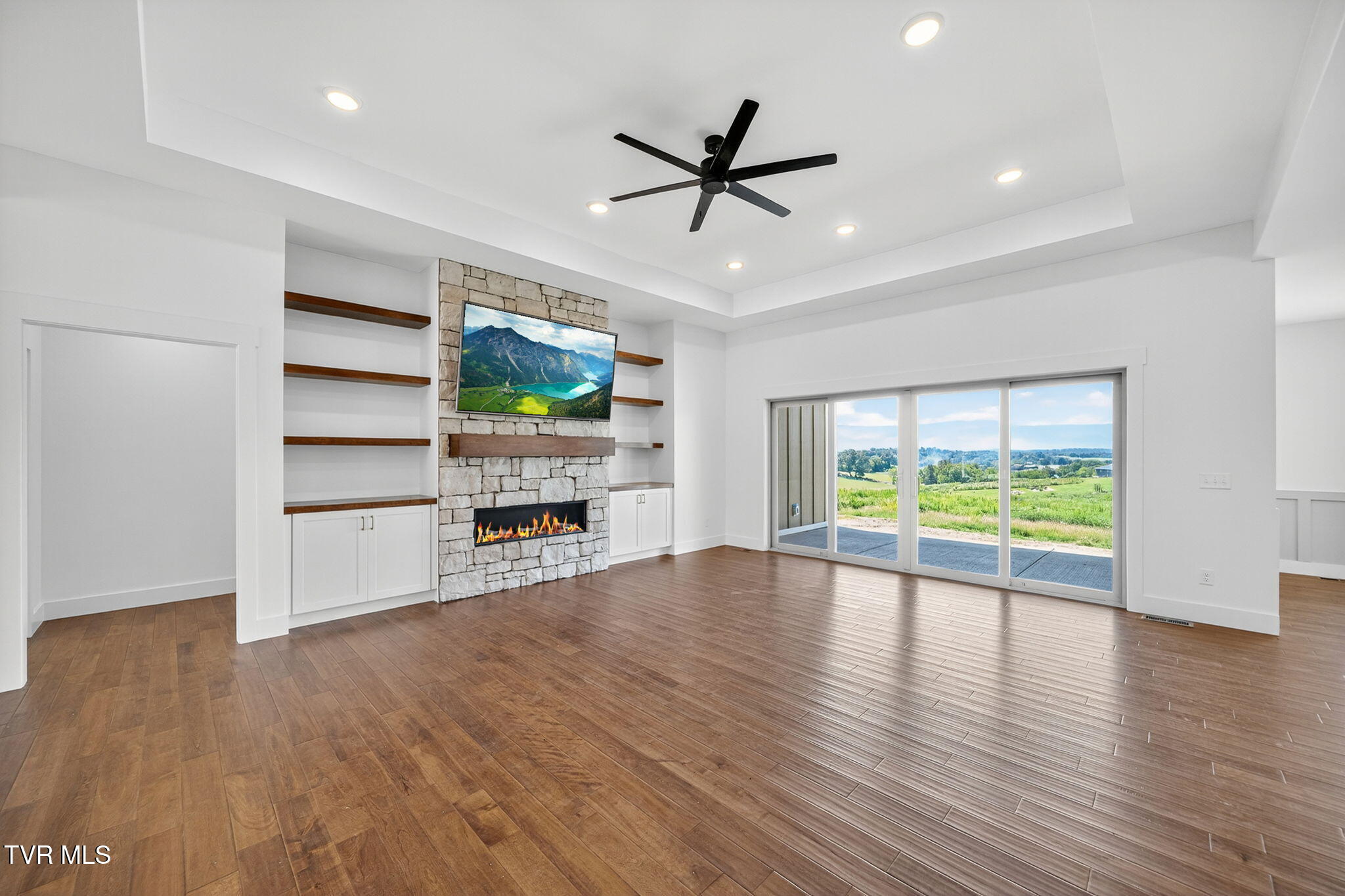 15 Browns Bridge Road Greeneville, TN 37745 - Photo 10 of 75 9