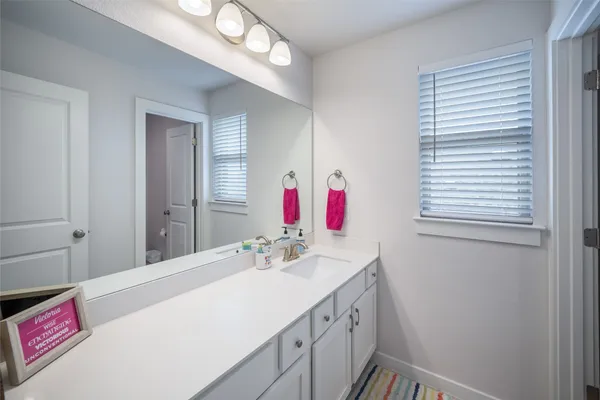 $2,400 | 7525 Desert Needle Drive, Lago Vista, TX 78645