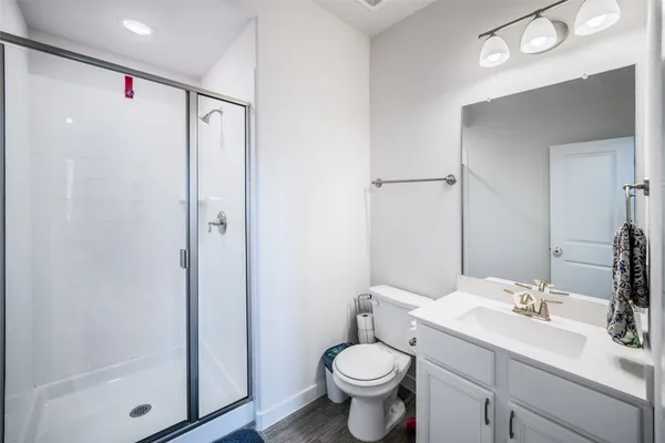 $2,400 | 7525 Desert Needle Drive, Lago Vista, TX 78645