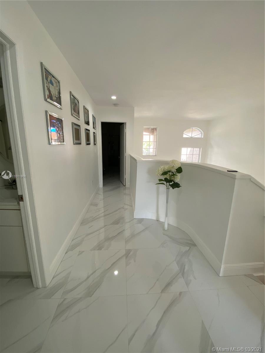 11561 Southwest 148th Path Miami, FL 33196 - Photo 22 of 36 Gallery Image 22