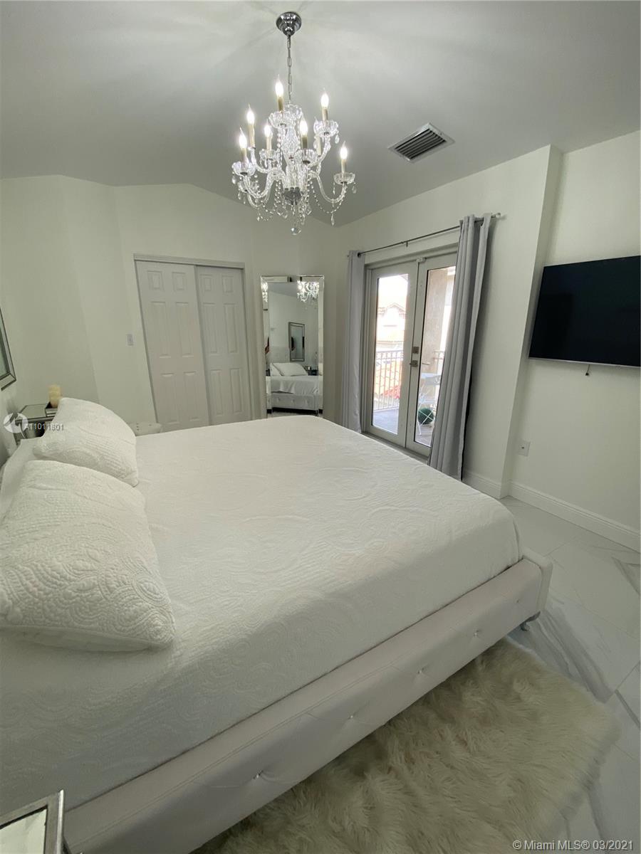 11561 Southwest 148th Path Miami, FL 33196 - Photo 24 of 36 Gallery Image 24