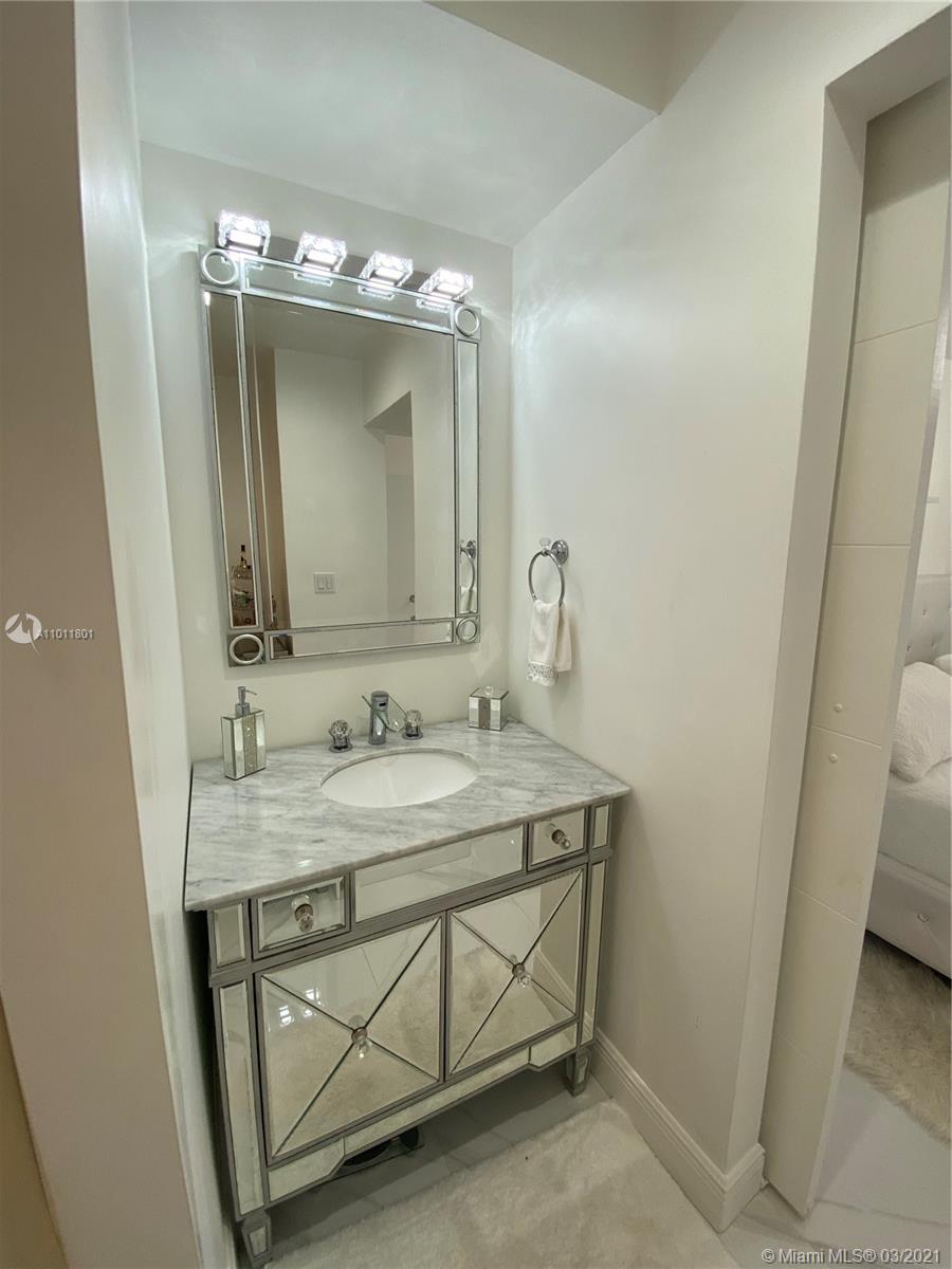 11561 Southwest 148th Path Miami, FL 33196 - Photo 30 of 36 Gallery Image 30