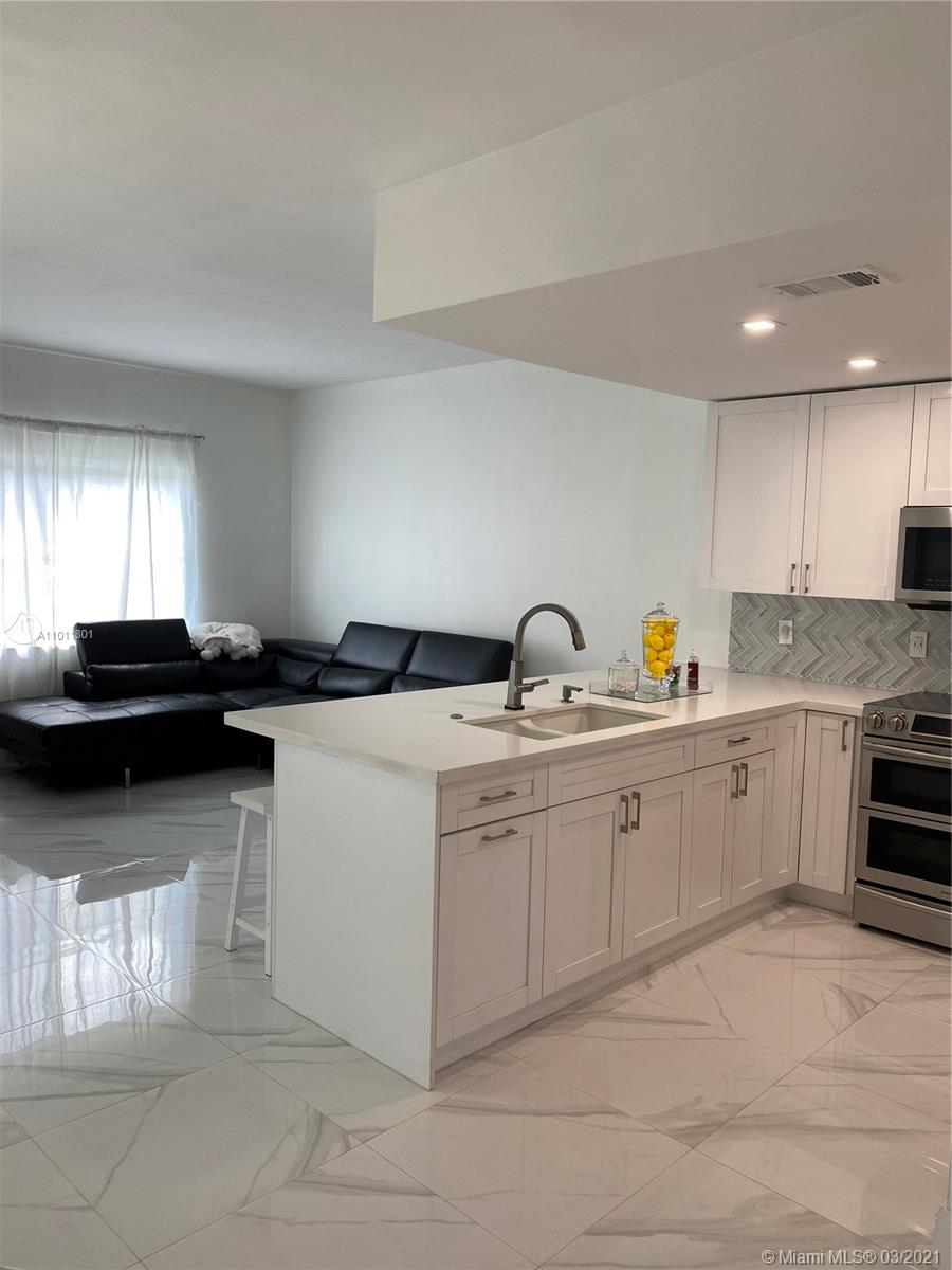 11561 Southwest 148th Path Miami, FL 33196 - Photo 8 of 36 Gallery Image 8