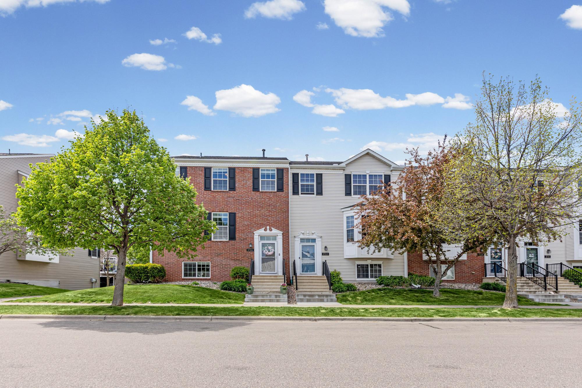 1724 Riverside Drive Shakopee, MN 55379 - Photo 3 of 67