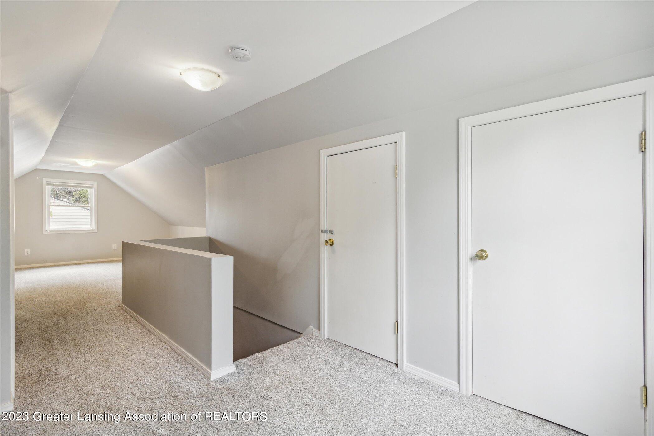 1906 West Rundle Avenue Lansing, MI 48910 - Photo 23 of 47 25-1906-W-Rundle-Ave-Lansing-MI-48910-Wi