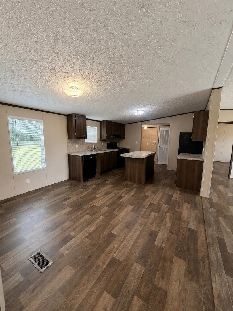 1112 Millers Road Mullins, SC 29574 - Photo 10 of 28 Gallery Image 10
