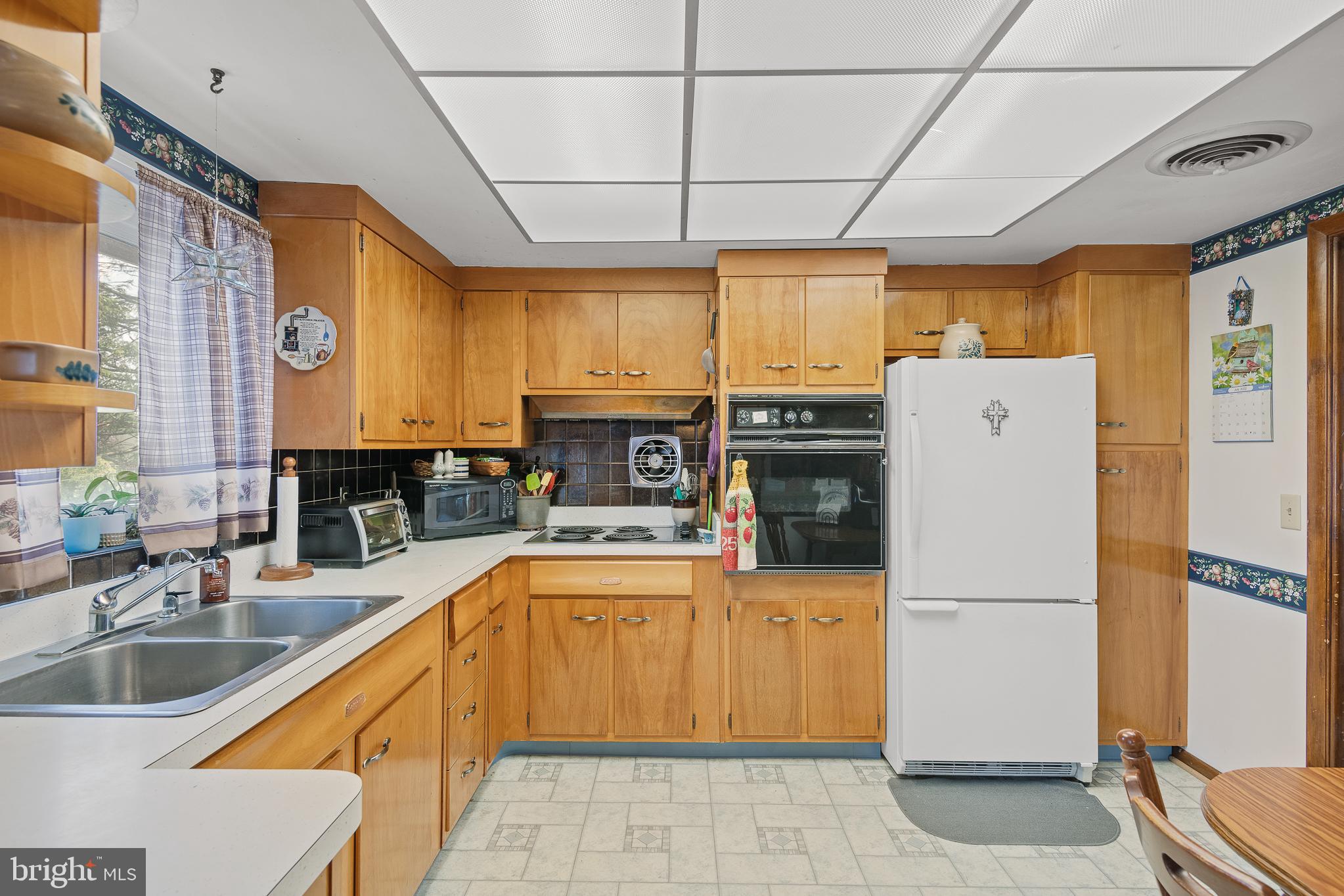 207 Colebrook Road Elizabethtown, PA 17022 - Photo 9 of 27 Gallery Image 9