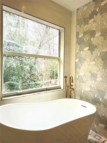 $585,000 | 19018 Geraci Road, Lutz, FL 33548