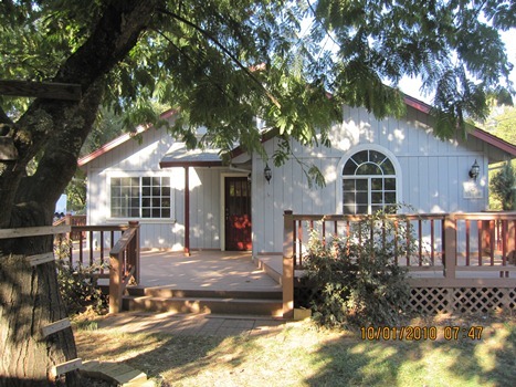 10000 Salmon Creek Road Redding, CA 96003 - Photo 1 of 2 front