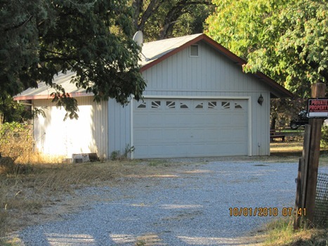10000 Salmon Creek Road Redding, CA 96003 - Photo 2 of 2 garage