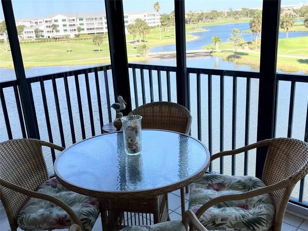 $5,200 | 40 Northeast Plantation Road, Unit 410, Stuart, FL 34996