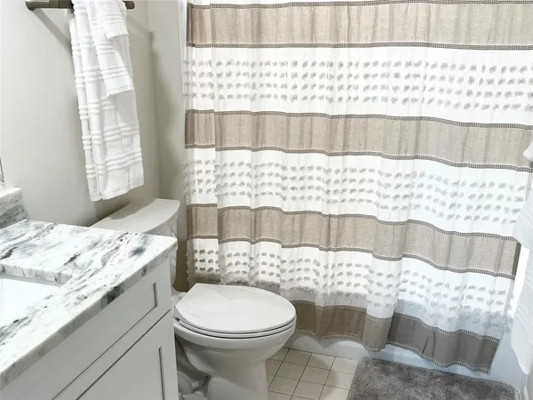 $5,200 | 40 Northeast Plantation Road, Unit 410, Stuart, FL 34996