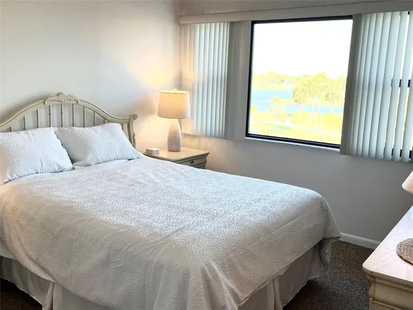 $5,200 | 40 Northeast Plantation Road, Unit 410, Stuart, FL 34996