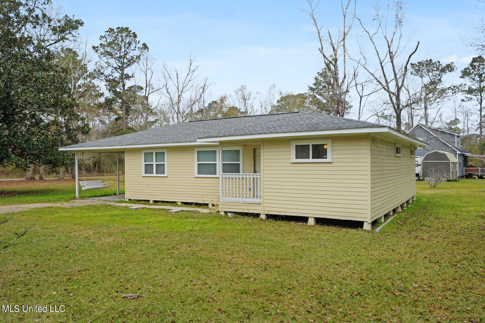 2967 Jackson Landing Road Picayune, MS 39466 - Photo 4 of 30 004_1600x1067_mls