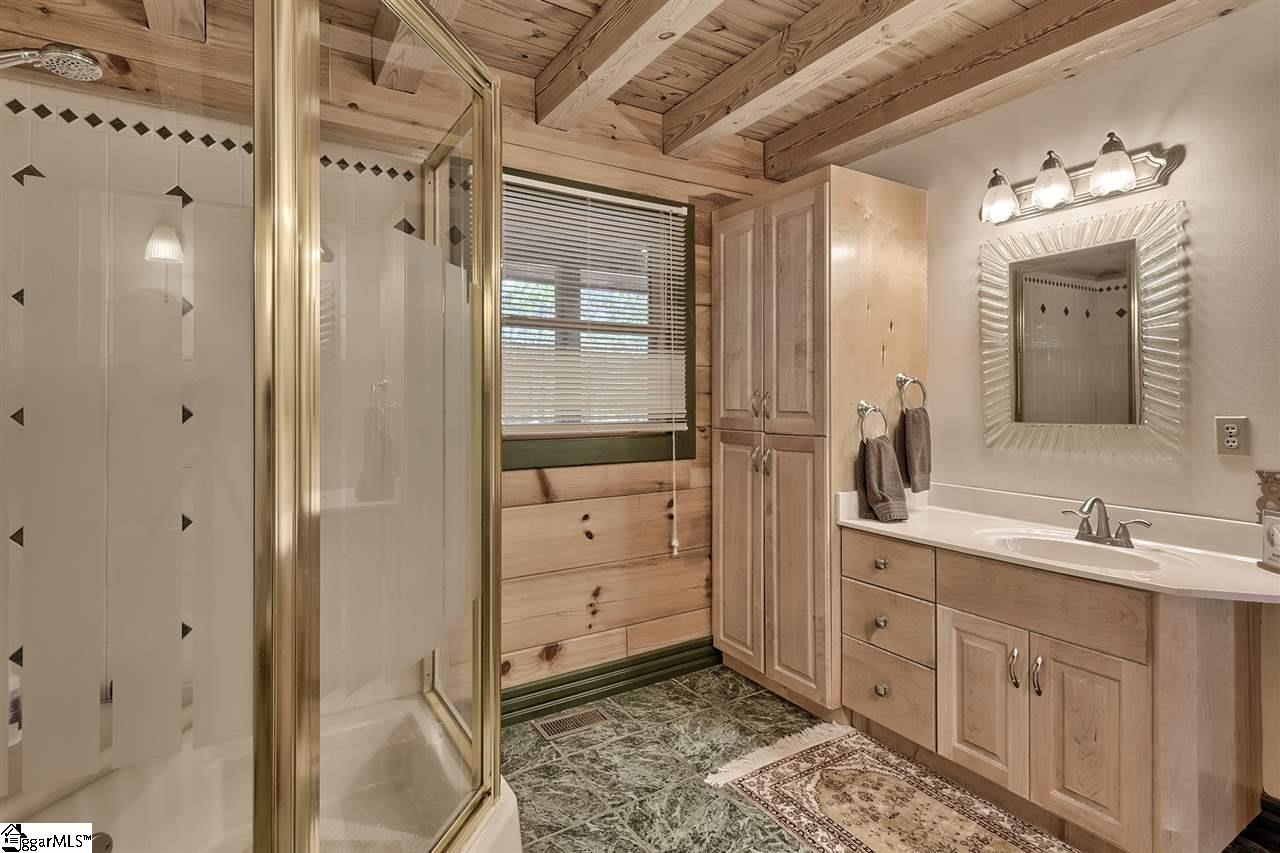 124 Old Altamont Ridge Road Greenville, SC 29609 - Photo 18 of 35