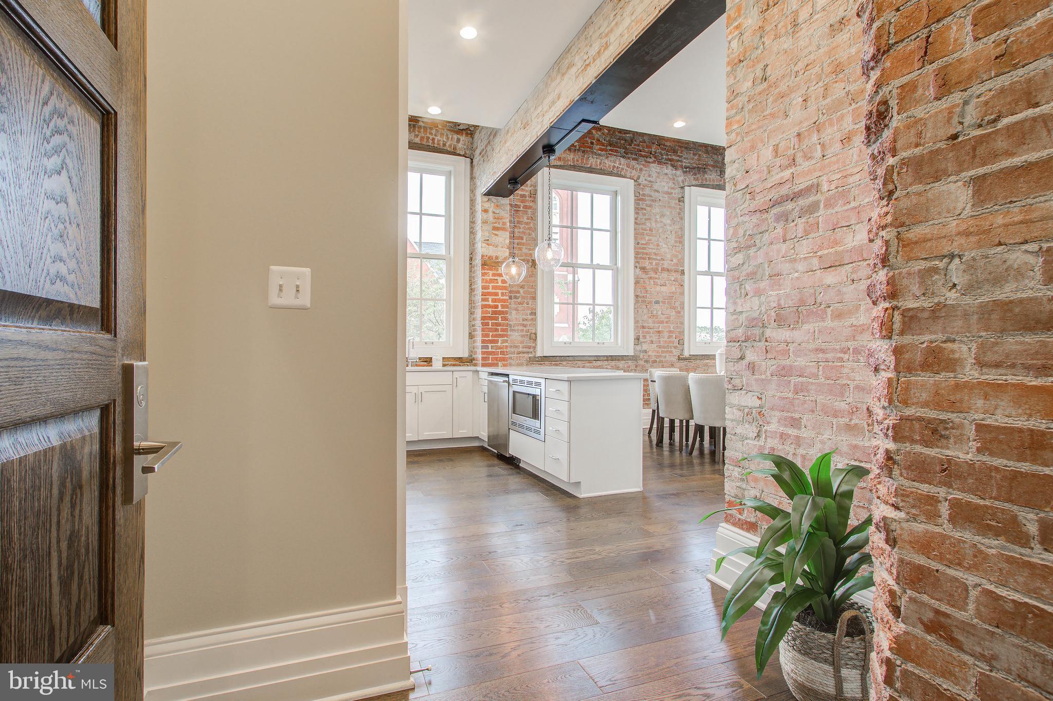 901 D Street Northeast, Unit 201 Washington, DC 20002 - Photo 5 of 31 Gallery Image 5