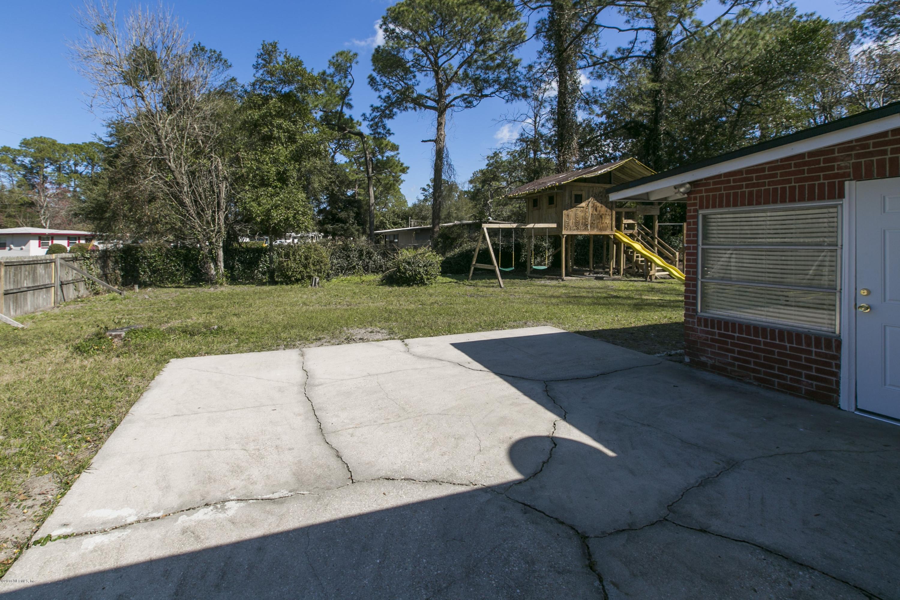 6803 Waikiki Road Jacksonville, FL 32216 - Photo 16 of 22 Patio