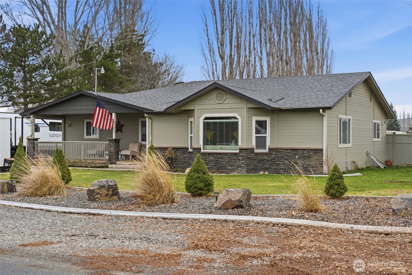 5603 Hamilton Road Benton City, WA 99320 - Photo 2 of 36 Gallery Image 2