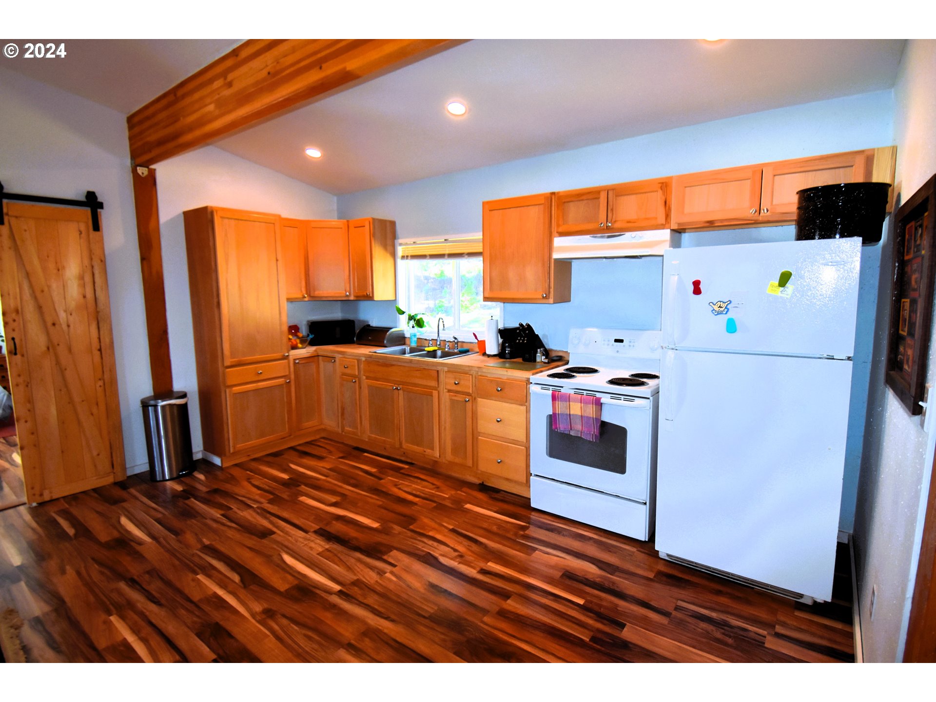 585 Canyon Road Lyle, WA 98635 - Photo 12 of 48 Gallery Image 12