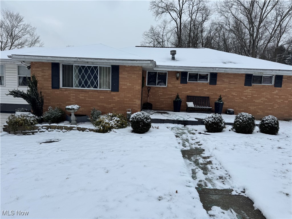 929 May Road East Liverpool, OH 43920 - Photo 5 of 41 Welcome 939 May Rd.
