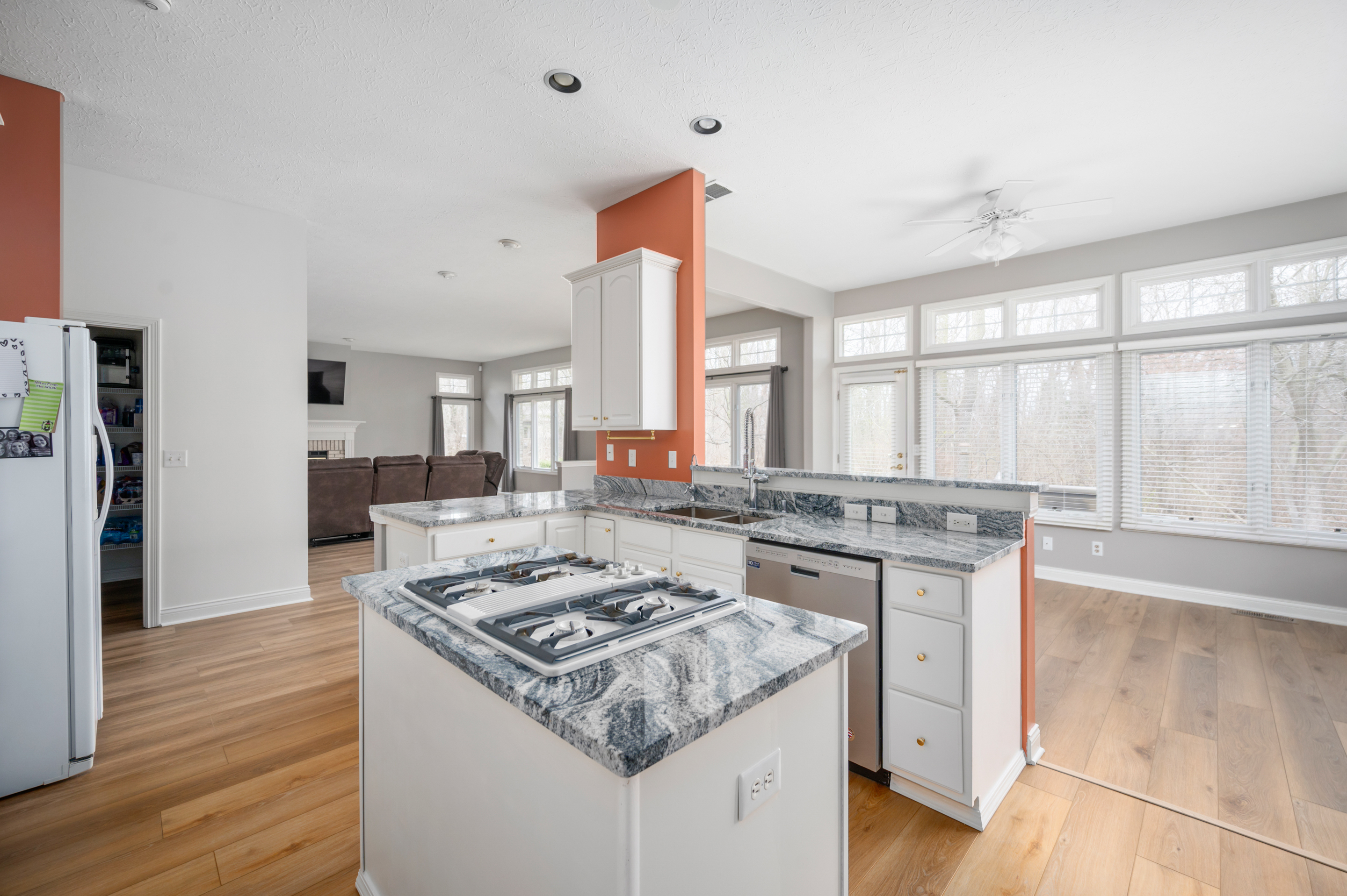 3557 Inverness Boulevard Carmel, IN 46032 - Photo 18 of 49