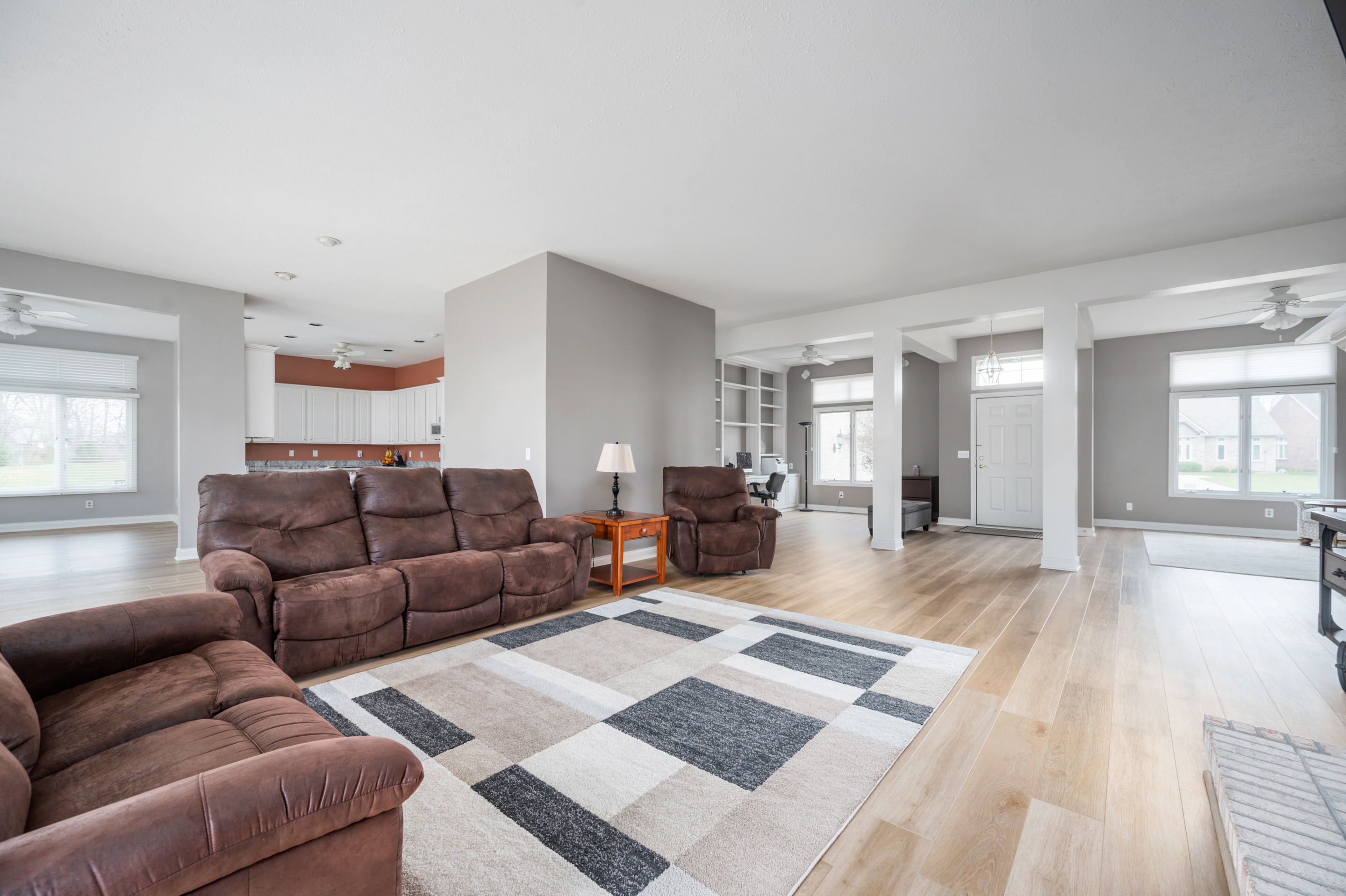 3557 Inverness Boulevard Carmel, IN 46032 - Photo 7 of 49